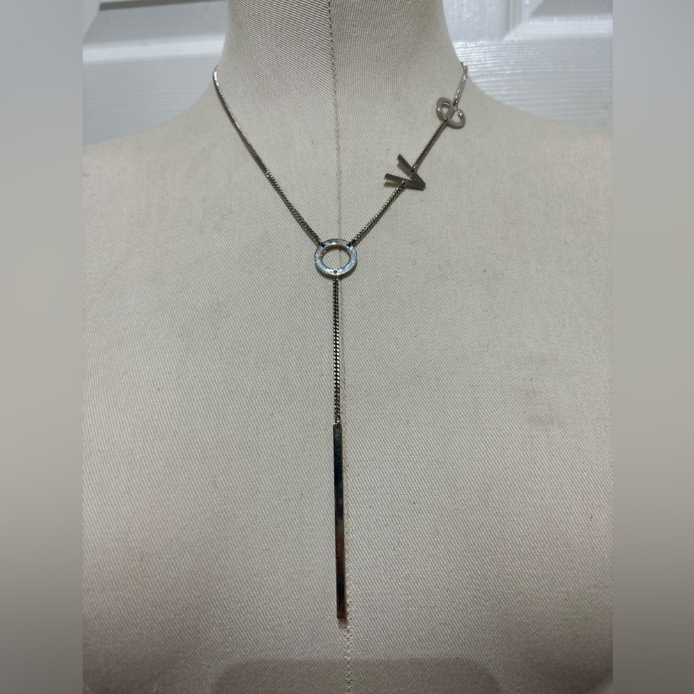 Dyadema Elegant 925 Silver Necklace      l-o-v-e letters